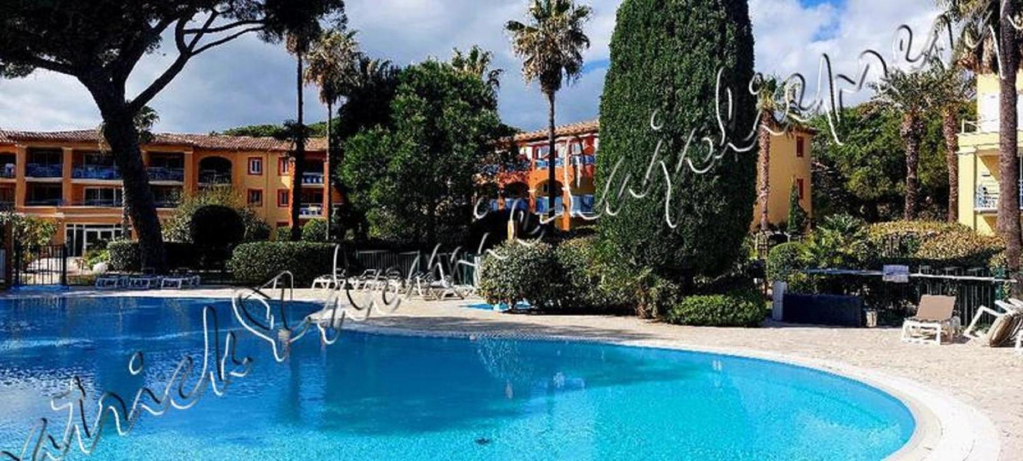 Magnifique Parc De La Presqu'Ile Avec Piscine Et Plage Face A Porquerolles ! 耶尔 外观 照片