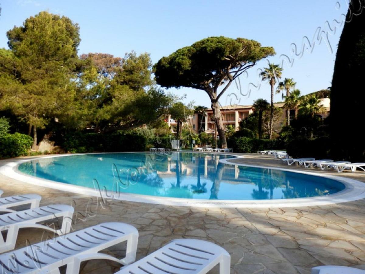 Magnifique Parc De La Presqu'Ile Avec Piscine Et Plage Face A Porquerolles ! 耶尔 外观 照片