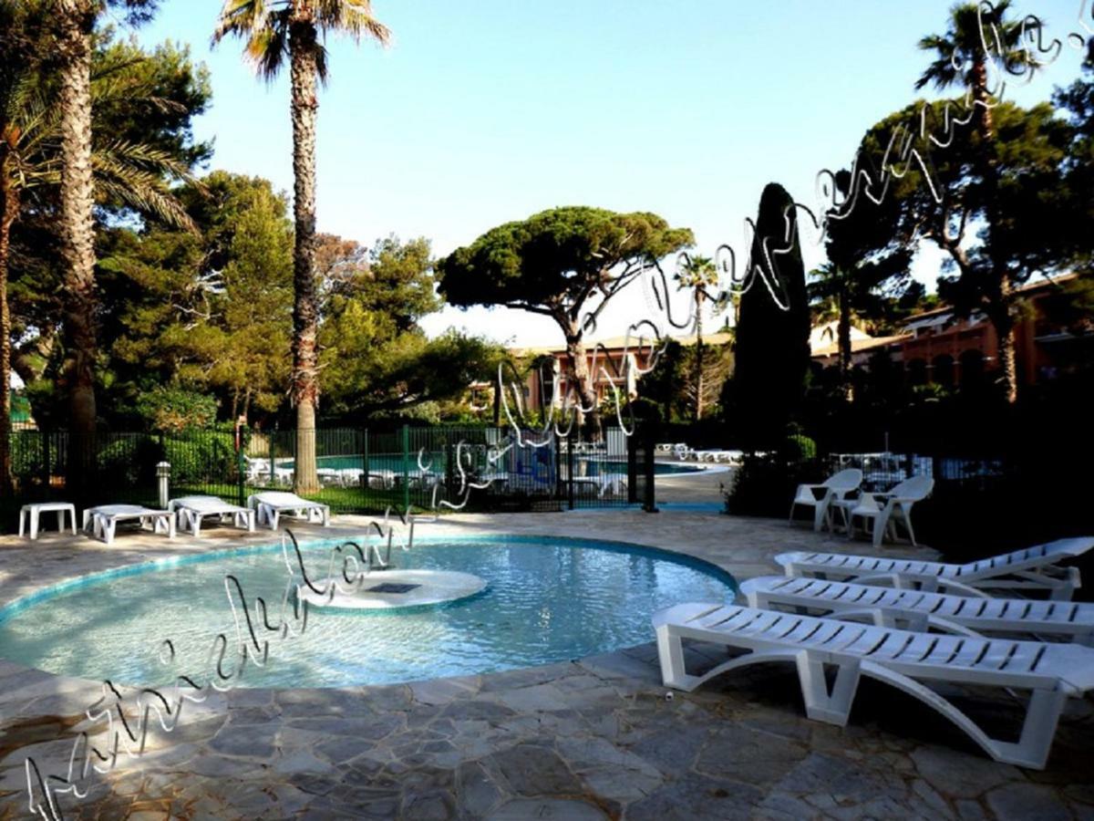 Magnifique Parc De La Presqu'Ile Avec Piscine Et Plage Face A Porquerolles ! 耶尔 外观 照片